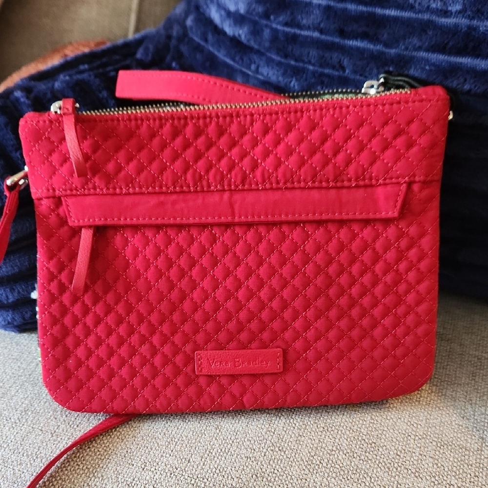 Vera Bradley Black Quilted Floral Crossbody with Pink Strap - Picture 2 of 9